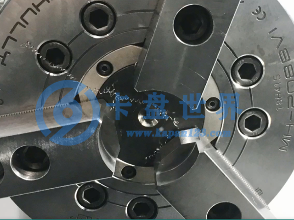 液壓卡盤的精度如何檢測與調(diào)整？