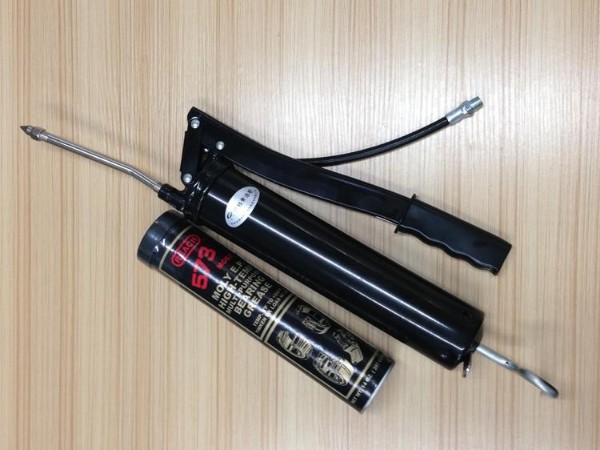 液壓卡盤加注什么油保養(yǎng)，（液壓卡盤加什么油好）